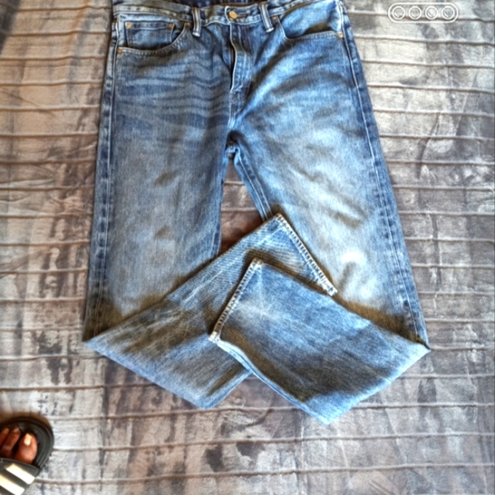 Black Label Levi's Faded Jeans